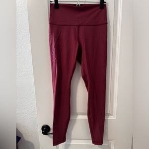 Lululemon raspberry colored wunder under leggings